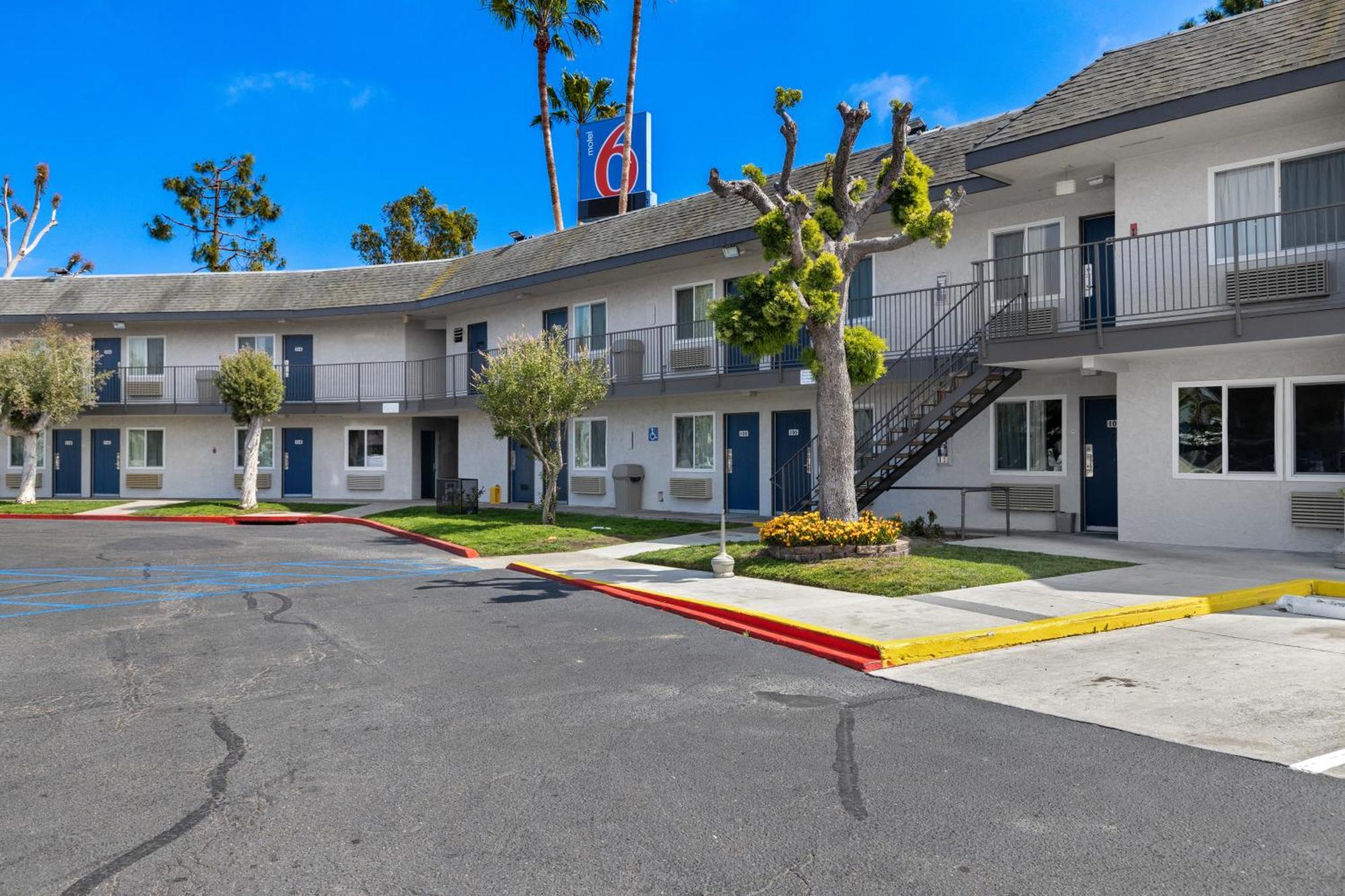 Motel 6-San Diego, Ca - North Экстерьер фото
