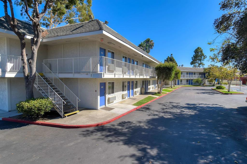 Motel 6-San Diego, Ca - North Экстерьер фото